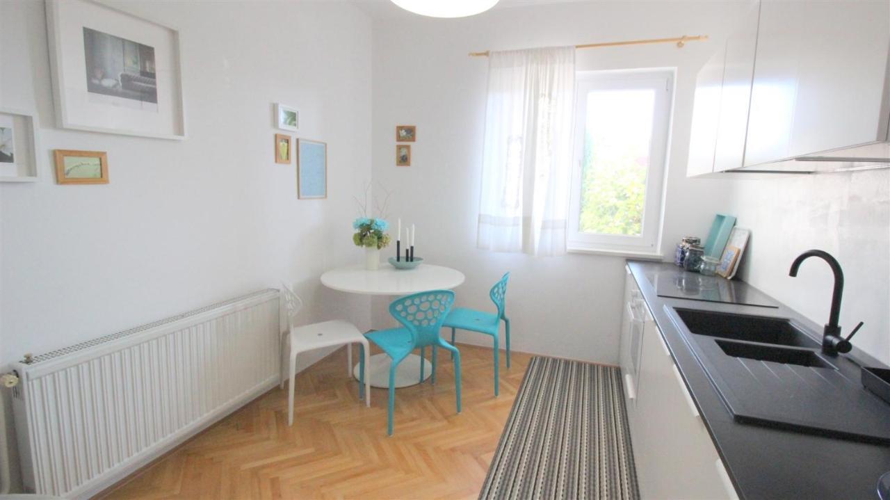 Tamaris, 600 M From The Beach Novigrad  Екстер'єр фото