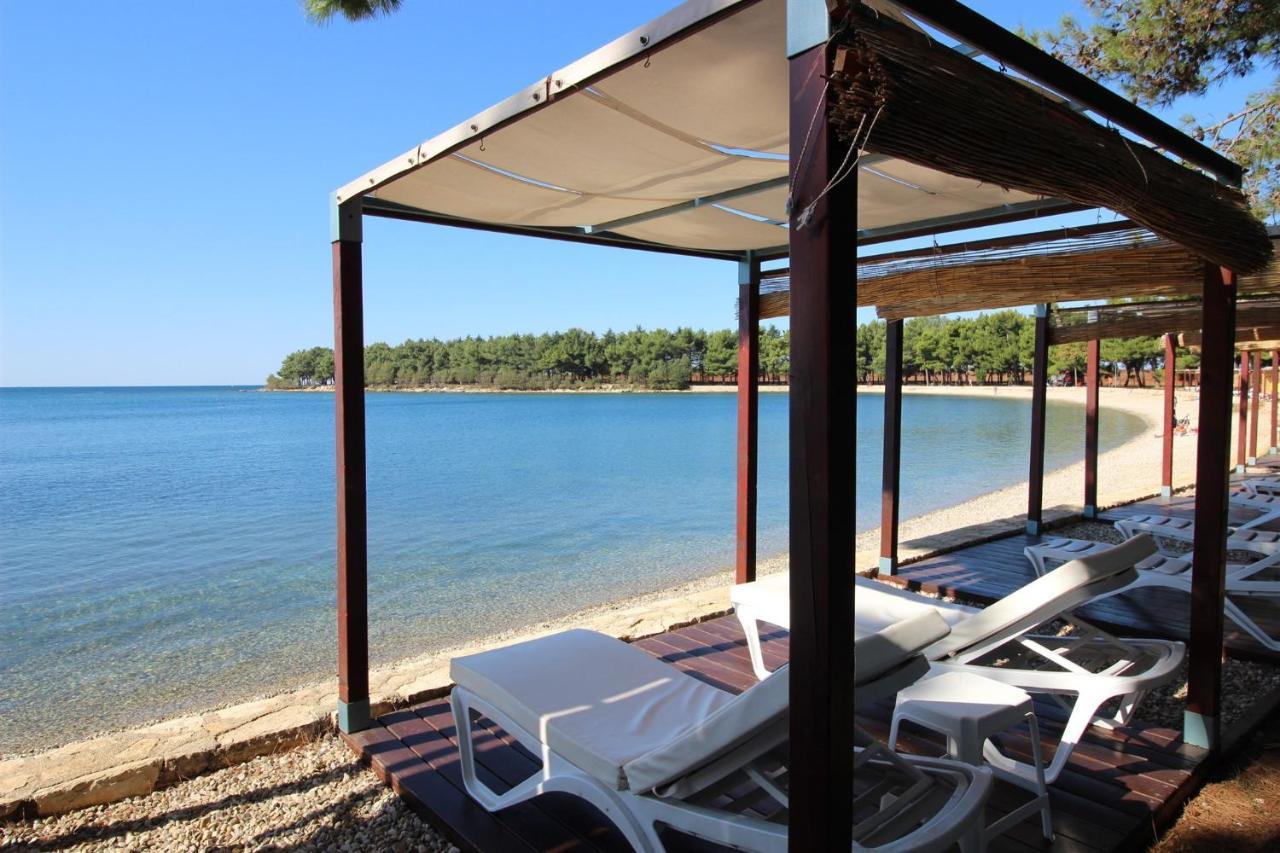 Tamaris, 600 M From The Beach Novigrad  Екстер'єр фото